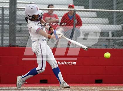 Thumbnail 3 in Midway vs Mansfield Legacy (UIL Regional Quarterfinal) photogallery.