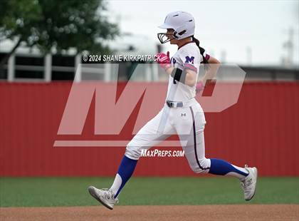 Thumbnail 2 in Midway vs Mansfield Legacy (UIL Regional Quarterfinal) photogallery.