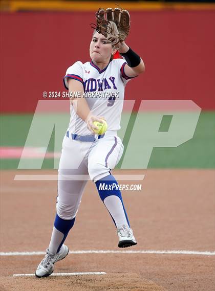 Thumbnail 3 in Midway vs Mansfield Legacy (UIL Regional Quarterfinal) photogallery.