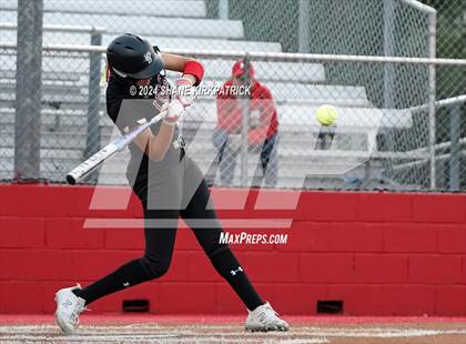 Thumbnail 1 in Midway vs Mansfield Legacy (UIL Regional Quarterfinal) photogallery.