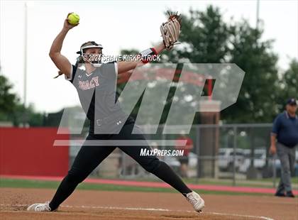 Thumbnail 1 in Midway vs Mansfield Legacy (UIL Regional Quarterfinal) photogallery.