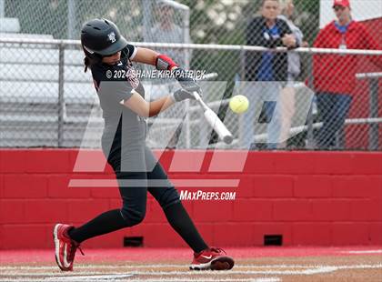 Thumbnail 1 in Midway vs Mansfield Legacy (UIL Regional Quarterfinal) photogallery.