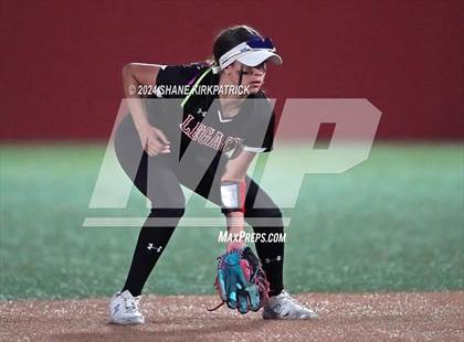 Thumbnail 3 in Midway vs Mansfield Legacy (UIL Regional Quarterfinal) photogallery.