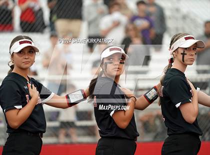 Thumbnail 1 in Midway vs Mansfield Legacy (UIL Regional Quarterfinal) photogallery.