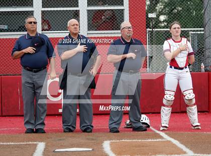 Thumbnail 1 in Midway vs Mansfield Legacy (UIL Regional Quarterfinal) photogallery.