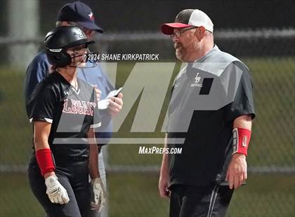 Thumbnail 1 in Midway vs Mansfield Legacy (UIL Regional Quarterfinal) photogallery.