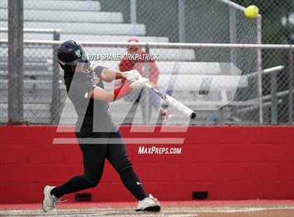 Thumbnail 1 in Midway vs Mansfield Legacy (UIL Regional Quarterfinal) photogallery.