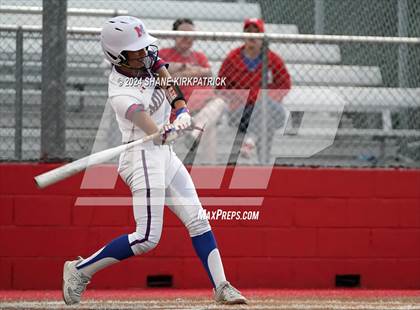 Thumbnail 2 in Midway vs Mansfield Legacy (UIL Regional Quarterfinal) photogallery.