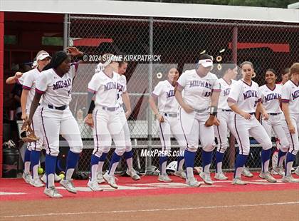 Thumbnail 3 in Midway vs Mansfield Legacy (UIL Regional Quarterfinal) photogallery.