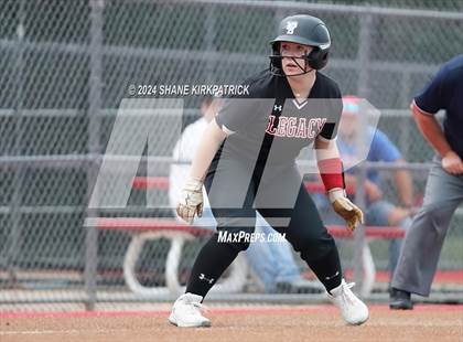 Thumbnail 1 in Midway vs Mansfield Legacy (UIL Regional Quarterfinal) photogallery.