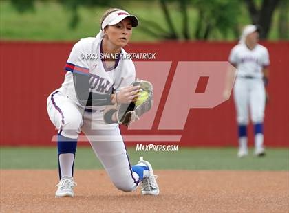 Thumbnail 1 in Midway vs Mansfield Legacy (UIL Regional Quarterfinal) photogallery.