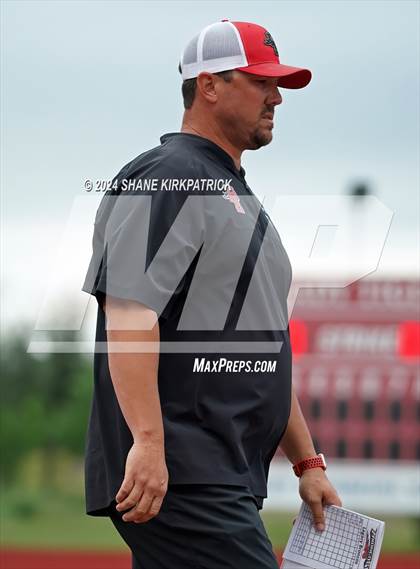 Thumbnail 2 in Midway vs Mansfield Legacy (UIL Regional Quarterfinal) photogallery.