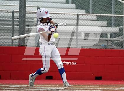 Thumbnail 2 in Midway vs Mansfield Legacy (UIL Regional Quarterfinal) photogallery.