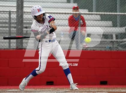 Thumbnail 1 in Midway vs Mansfield Legacy (UIL Regional Quarterfinal) photogallery.