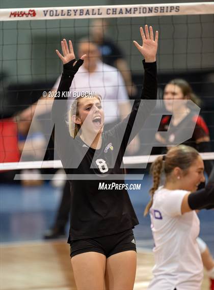 Thumbnail 1 in Forest Park vs. Leland (MHSAA Division 4 Semifinal) photogallery.