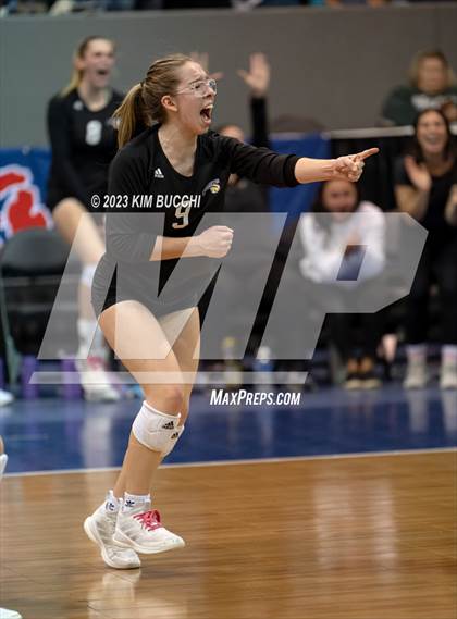 Thumbnail 1 in Forest Park vs. Leland (MHSAA Division 4 Semifinal) photogallery.