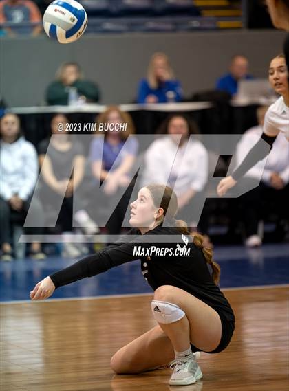 Thumbnail 2 in Forest Park vs. Leland (MHSAA Division 4 Semifinal) photogallery.