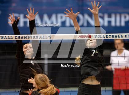 Thumbnail 1 in Forest Park vs. Leland (MHSAA Division 4 Semifinal) photogallery.