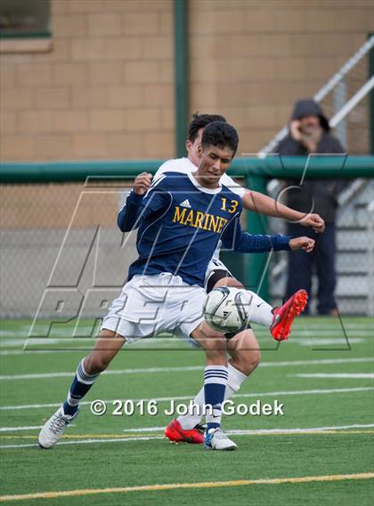 Thumbnail 1 in Mariner vs.Woodinville photogallery.