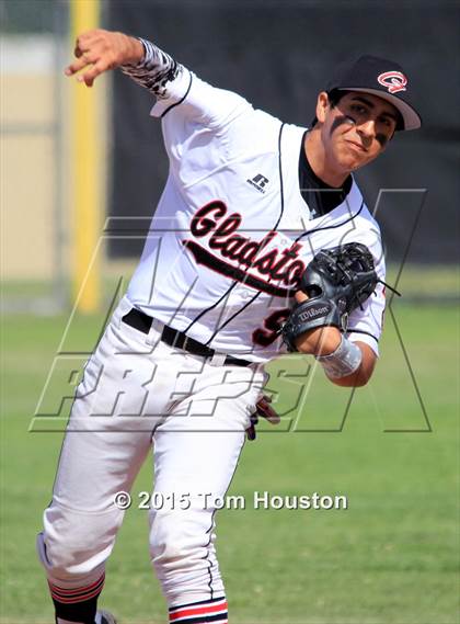 Thumbnail 2 in Gladstone vs Sierra Vista photogallery.