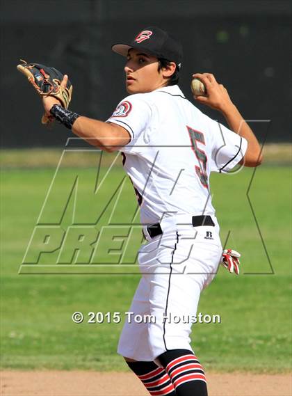 Thumbnail 2 in Gladstone vs Sierra Vista photogallery.