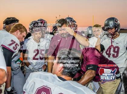 Thumbnail 3 in Pearland @ Manvel (2017 MaxPreps Rivalry Series) photogallery.
