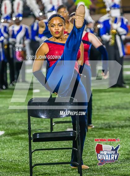 Thumbnail 2 in Pearland @ Manvel (2017 MaxPreps Rivalry Series) photogallery.