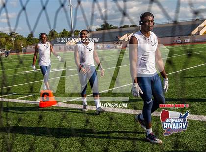 Thumbnail 3 in Pearland @ Manvel (2017 MaxPreps Rivalry Series) photogallery.
