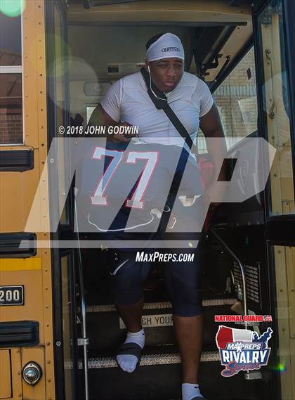 Thumbnail 1 in Pearland @ Manvel (2017 MaxPreps Rivalry Series) photogallery.