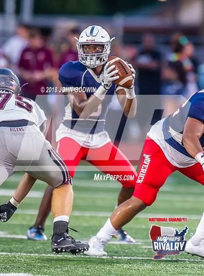 Thumbnail 1 in Pearland @ Manvel (2017 MaxPreps Rivalry Series) photogallery.