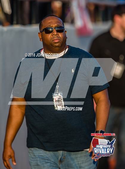 Thumbnail 3 in Pearland @ Manvel (2017 MaxPreps Rivalry Series) photogallery.