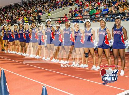 Thumbnail 3 in Pearland @ Manvel (2017 MaxPreps Rivalry Series) photogallery.