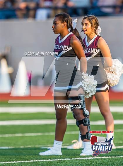 Thumbnail 3 in Pearland @ Manvel (2017 MaxPreps Rivalry Series) photogallery.