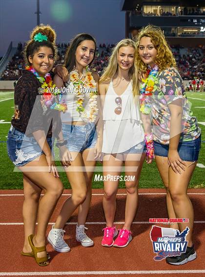 Thumbnail 2 in Pearland @ Manvel (2017 MaxPreps Rivalry Series) photogallery.
