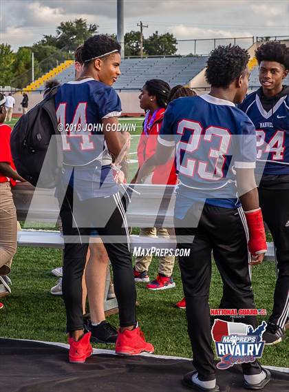 Thumbnail 1 in Pearland @ Manvel (2017 MaxPreps Rivalry Series) photogallery.
