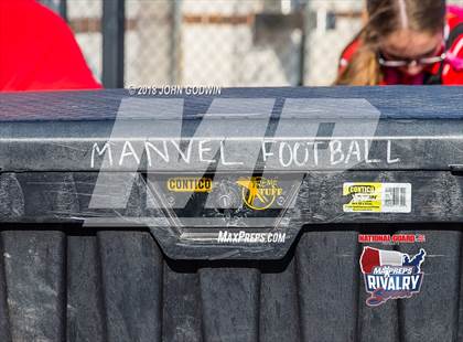 Thumbnail 3 in Pearland @ Manvel (2017 MaxPreps Rivalry Series) photogallery.