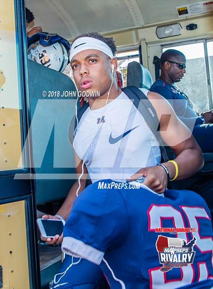 Thumbnail 1 in Pearland @ Manvel (2017 MaxPreps Rivalry Series) photogallery.