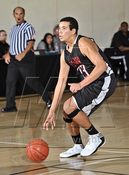 Thumbnail 3 in Brethren Christian vs. Canyon Crest Academy (MaxPreps Holiday Classic) photogallery.