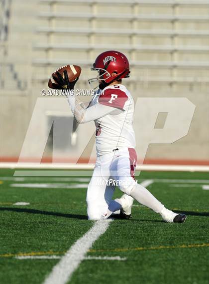 Thumbnail 1 in Santee vs. Fremont (CIF LACS D3 Final) photogallery.