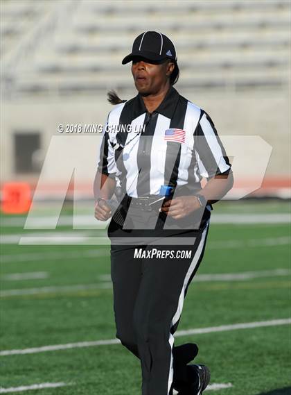 Thumbnail 3 in Santee vs. Fremont (CIF LACS D3 Final) photogallery.