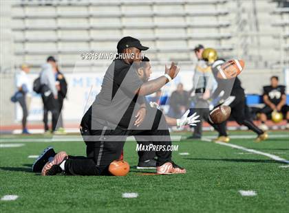 Thumbnail 3 in Santee vs. Fremont (CIF LACS D3 Final) photogallery.