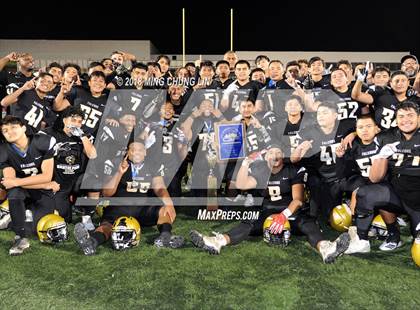 Thumbnail 1 in Santee vs. Fremont (CIF LACS D3 Final) photogallery.