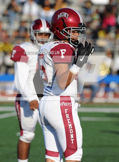 Thumbnail 1 in Santee vs. Fremont (CIF LACS D3 Final) photogallery.