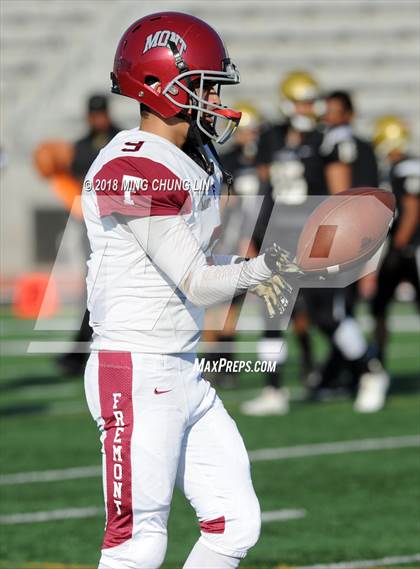 Thumbnail 2 in Santee vs. Fremont (CIF LACS D3 Final) photogallery.