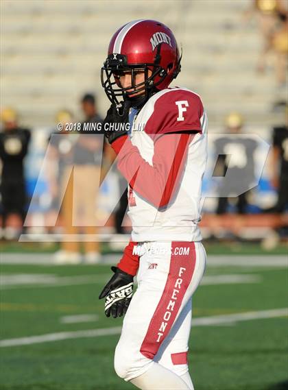 Thumbnail 3 in Santee vs. Fremont (CIF LACS D3 Final) photogallery.
