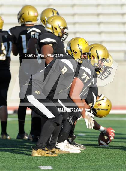 Thumbnail 1 in Santee vs. Fremont (CIF LACS D3 Final) photogallery.