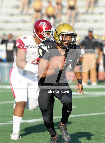 Thumbnail 1 in Santee vs. Fremont (CIF LACS D3 Final) photogallery.
