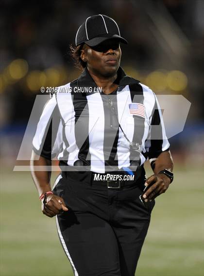 Thumbnail 1 in Santee vs. Fremont (CIF LACS D3 Final) photogallery.