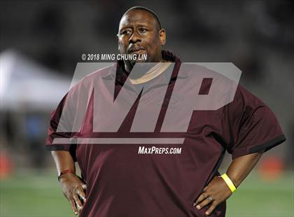 Thumbnail 2 in Santee vs. Fremont (CIF LACS D3 Final) photogallery.