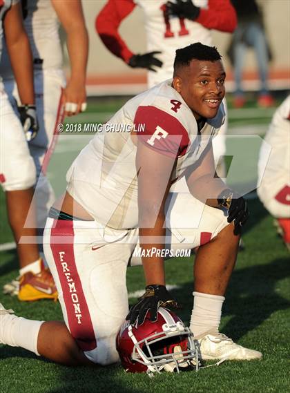 Thumbnail 1 in Santee vs. Fremont (CIF LACS D3 Final) photogallery.